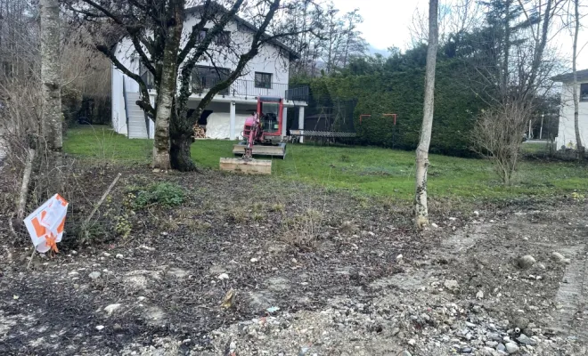 Terrassement à Divonne., Échenevex, Monsieur Hugo Tardy